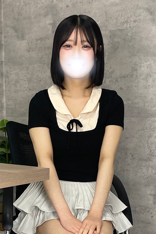 莉々彩(りりあ)